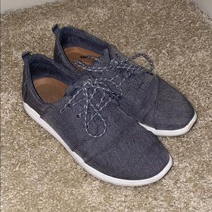 TOMS tennis shoes